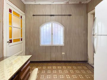 VENTA/PERMUTA - Casa de 3 dormitorios con cochera y patio seco. Luis Agote, Rosario.