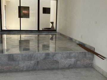 Seguridad! VENTA CASA CON 5 RECAMARAS-PARQUES HERRADURA