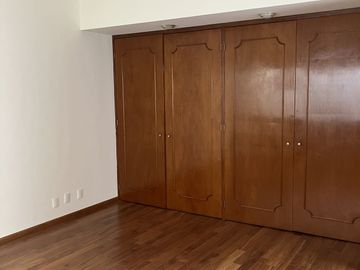 Seguridad! VENTA CASA CON 5 RECAMARAS-PARQUES HERRADURA