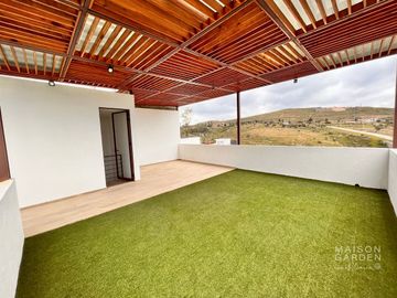 Casa en Venta en Altus, Lago Esmeralda
