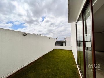 Casa en Venta en Altus, Lago Esmeralda