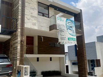 Casa en Venta en Altus, Lago Esmeralda