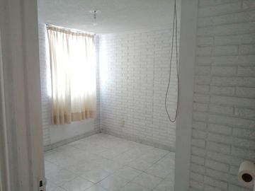 BONITA CASA DUPLEX A 10 MINUTOS DEL AEROPUERTO.
