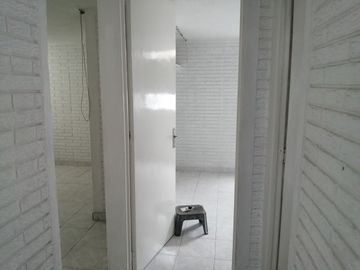 BONITA CASA DUPLEX A 10 MINUTOS DEL AEROPUERTO.