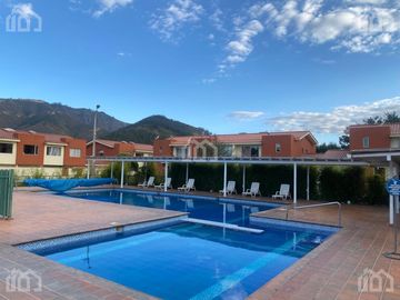 CASA DE VENTA SECTOR LUMBISÍ