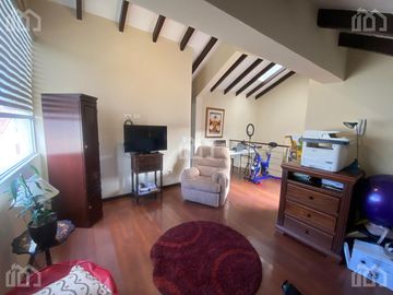 CASA DE VENTA SECTOR LUMBISÍ