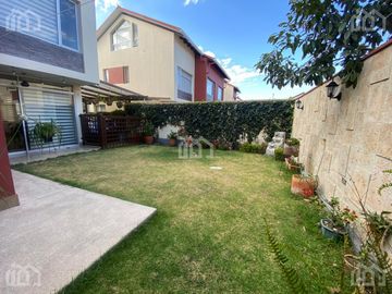CASA DE VENTA SECTOR LUMBISÍ