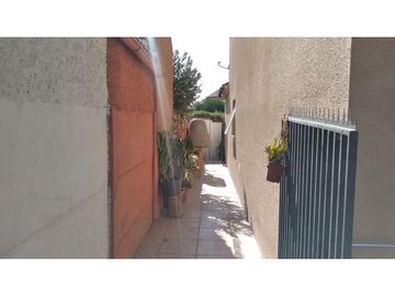 HERMOSA CASA EN VENTA, VALLE  LO CAMPINO, QUILICURA    UF 5.540