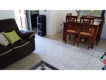 HERMOSA CASA EN VENTA, VALLE  LO CAMPINO, QUILICURA    UF 5.540