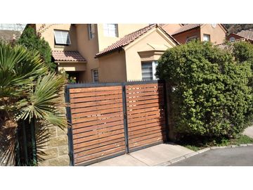 HERMOSA CASA EN VENTA, VALLE  LO CAMPINO, QUILICURA    UF 5.540