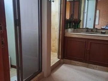 Venta de Residencia en club de Golf las Fuentes, puebla, Inversionistas, hotel boutique