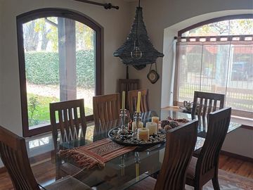 Casa en Venta en condominio Santa Raquel