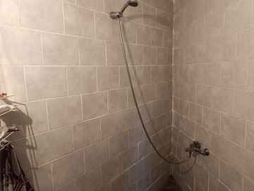 Casa con Departamento en venta en Merlo Norte