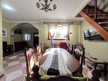 Casa PH en venta en Lanus Oeste