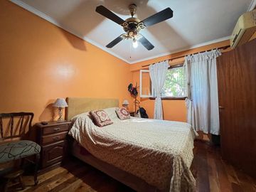 Casa PH en venta en Lanus Oeste