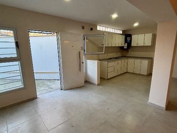 Casa PH en venta en Berazategui Oeste