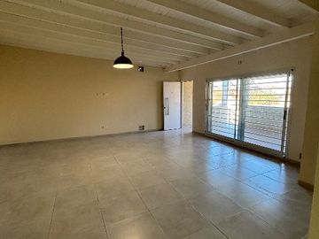 Casa PH en venta en Berazategui Oeste