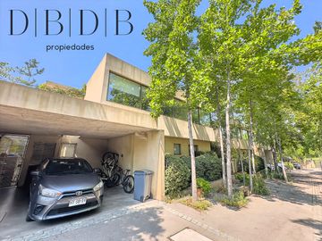 CASA DE LUJO CON VISTA PANORÁMICA EN CONDOMINIO PRIVADO