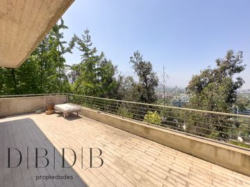 CASA DE LUJO CON VISTA PANORÁMICA EN CONDOMINIO PRIVADO