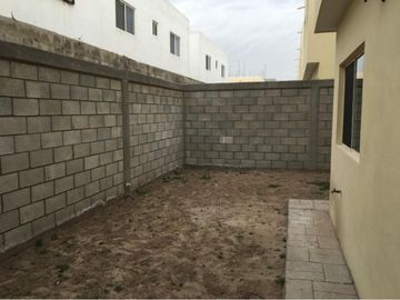 Casa en Venta en Los Cedros, Gómez Palacio, Durango
