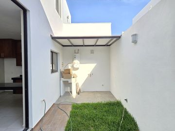📍Venta de Casa de 3 Recámaras en el Fracc Mina de Peña en V de A Colima