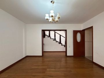 Casa en venta en Bugambilias, Zapopan