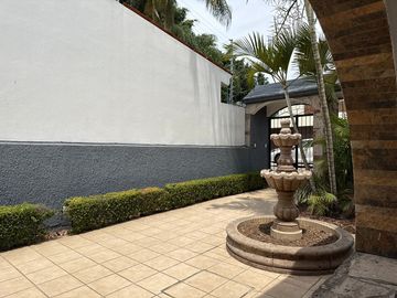 Casa en venta en Bugambilias, Zapopan