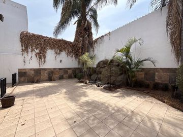 Casa en venta en Bugambilias, Zapopan