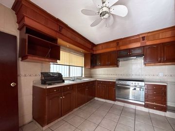 Casa en venta en Bugambilias, Zapopan