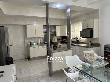 Casa en Venta en  Colonial de la Sierra