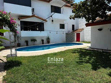 Casa en Venta en  Colonial de la Sierra