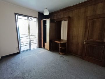 AMPLIO DEPARTAMENTO EN VENTA EN DIAGONAL FRENTE A PLAZA PERÚ