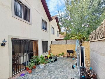Cómoda casa en venta en Pedro Fontova