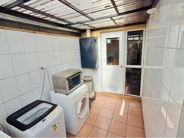 Cómoda casa en venta en Pedro Fontova