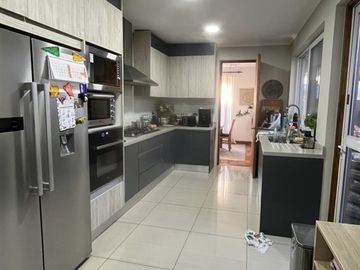 Casa en Venta en Alameda Curicó