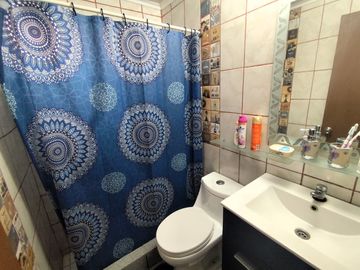 Se Vende Casa en Villa Los Héroes, Maipú