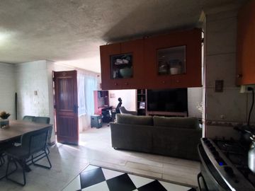 Se Vende Casa en Villa Los Héroes, Maipú