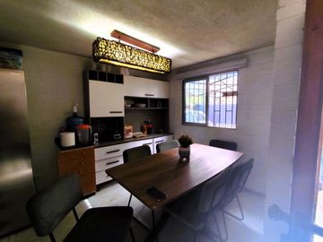 Se Vende Casa en Villa Los Héroes, Maipú