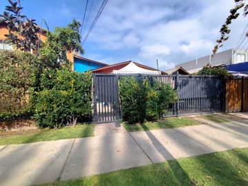 Se Vende Casa en Villa Los Héroes, Maipú