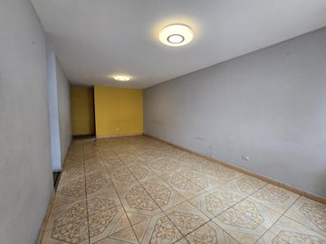 VENDO CASA EN CERCADO DE LIMA