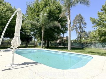 Casa en venta en El Pinar, Los Cardales