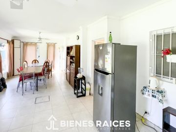 Casa en venta en El Pinar, Los Cardales