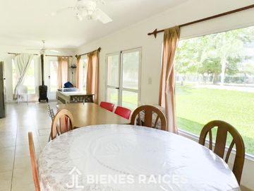 Casa en venta en El Pinar, Los Cardales