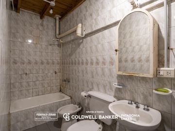 Casa en oportunidad con departamento Barrio Lera Bariloche