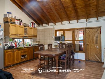 Casa en oportunidad con departamento Barrio Lera Bariloche