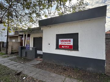 VENTA - Terreno 250m2, sobre H. Yrigoyen, Funes - Ideal emprendimiento comercial