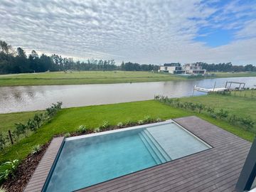 Casa en venta  El Yacht Nordelta