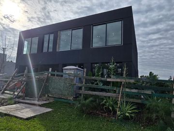 Casa en venta  El Yacht Nordelta