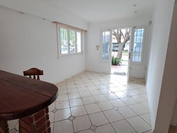 VENTA Chalet en PH 4 ambientes con garaje y patio en Parque Luro, Mar del Plata