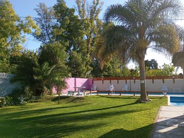 Casa en venta - 4 Dormitorios 3 Baños - 9 de Abril